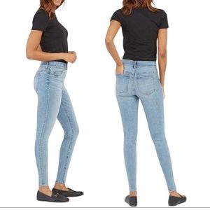 Spanx Skinny Jeans in lightwash #20275R
